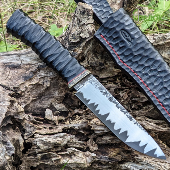 Ніж ручної роботи Хантер №94 (сталь Rex 121 в обкладинках 95X18) Ніж ручної роботи Хантер №94 (сталь Rex 121 в обкладинках 95X18)