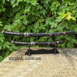 Набір самурайських мечів (вакидзаси і танто) на підставці №2