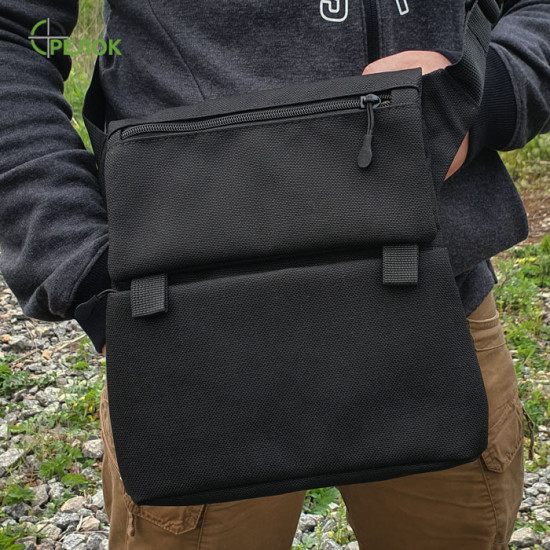 Сумка синтетическая плечевая с кобурой Стрелок СП-8, черная Сумка синтетическая плечевая с кобурой Стрелок СП-8, черная